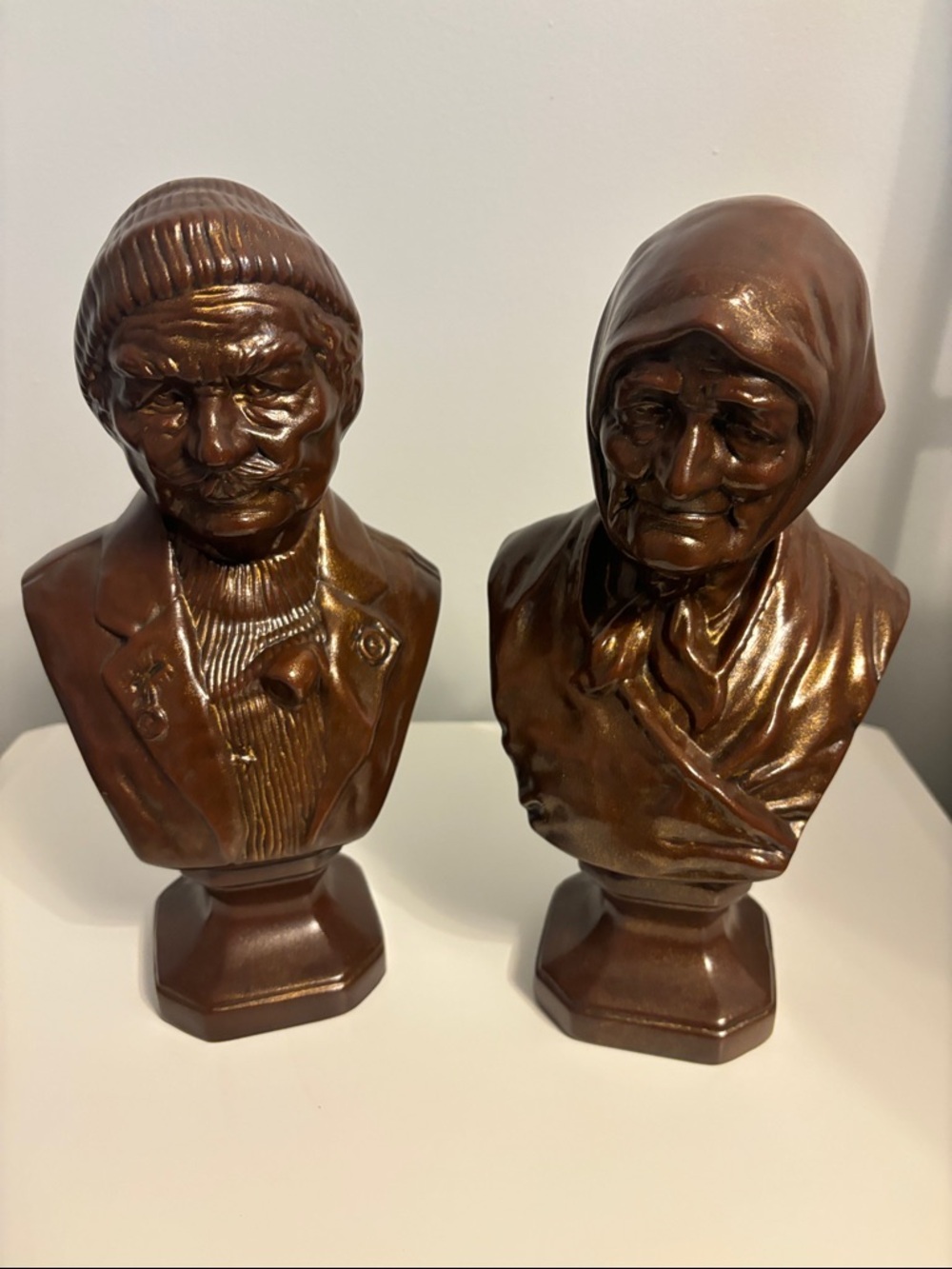 Vintage Holland Brown Elderly Couple Bust Sculpture Set.